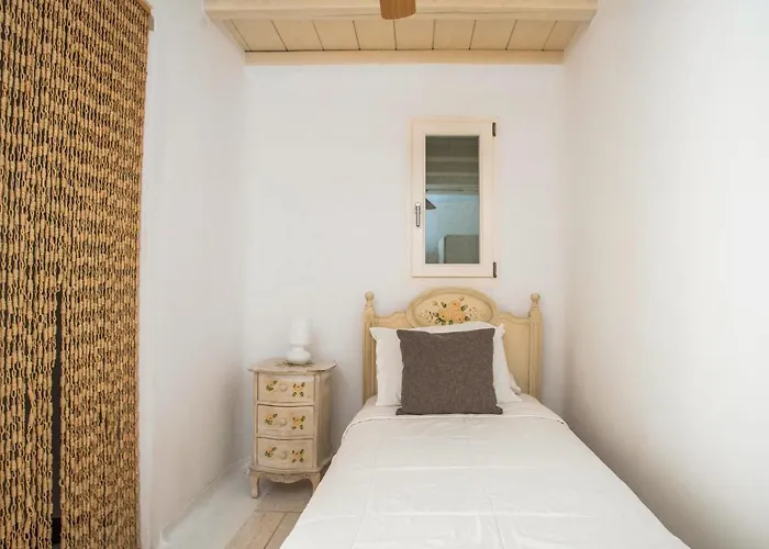 Alitis By Mykonos Rocks Villa *